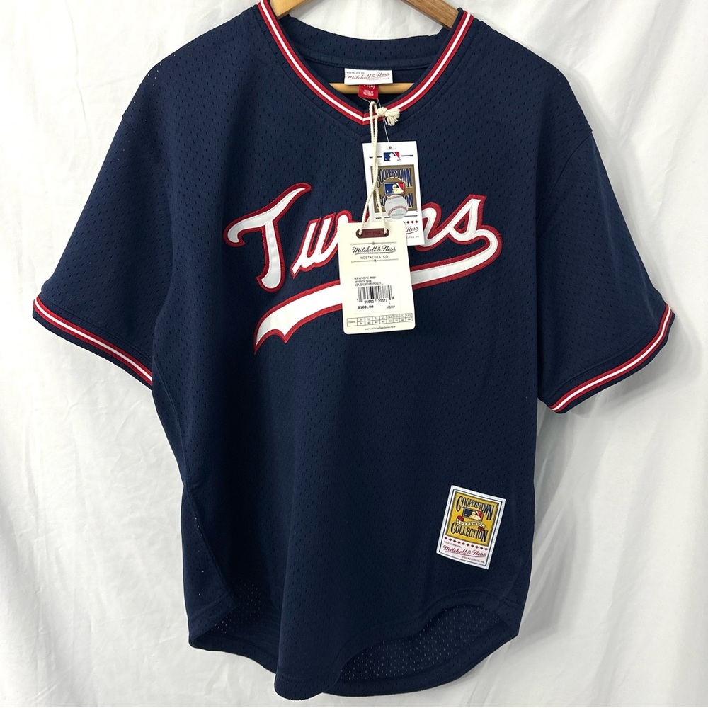 Mitchell & Ness 1985 Minnesota Twins Kirby Puckett Jersey - Picture 2 of 13